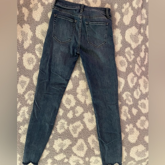 Jeans - Picture 2 of 3